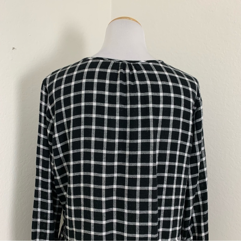 Rails Plaid Ruffle Hem Button Front Top Black & White Women’s Large Long Sleeve - Picture 12 of 17